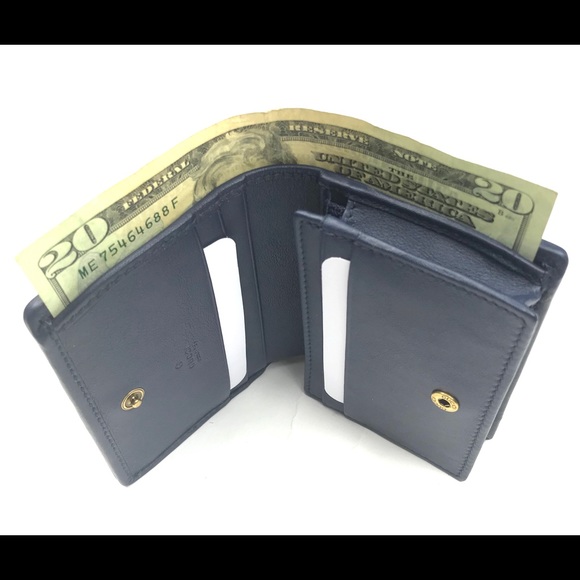 COPY - Gucci #536353 Trapuntata Floral Quilted Wallet - Picture 5 of 9